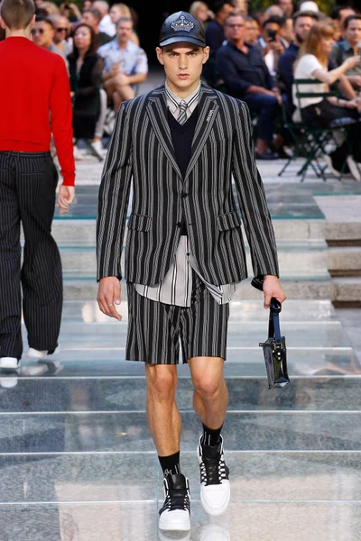 Look 6